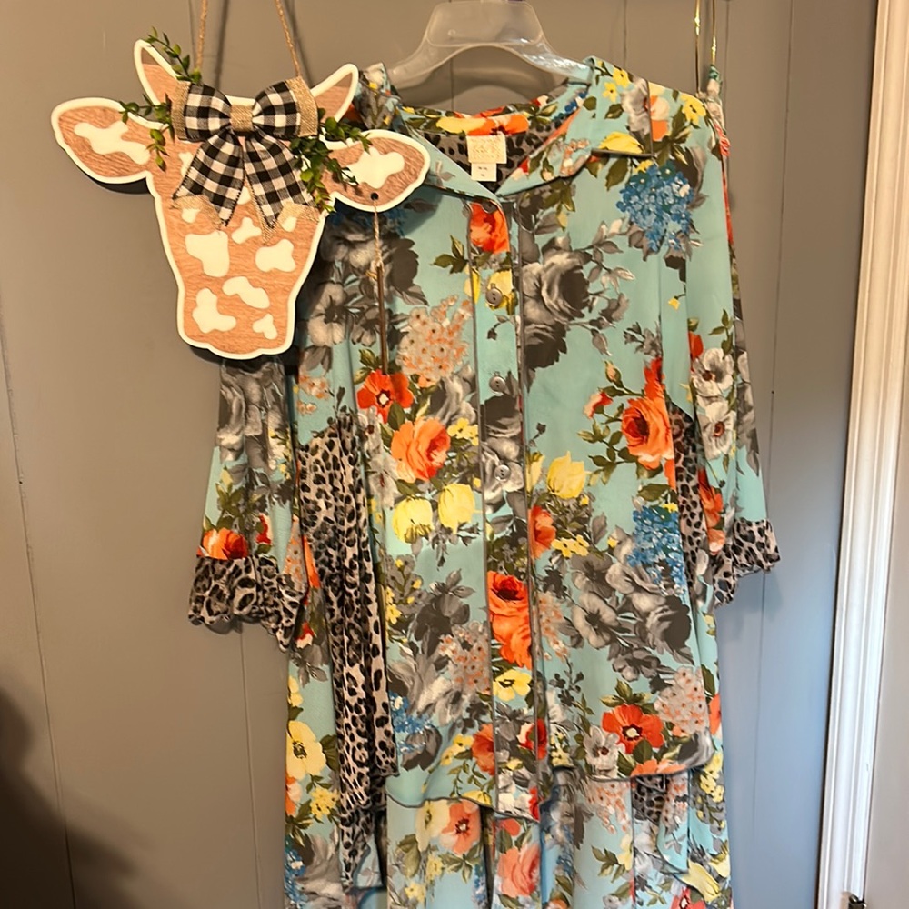 Floral Top!